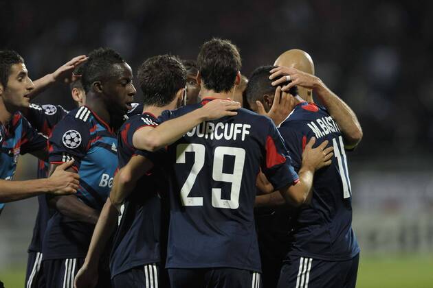 OLYMPIQUE LYON vs. SL BENFICA LISSABON 2:0 - Champions League - 20.10.2010 - Torjubel Lyon - xJBAutissierx 