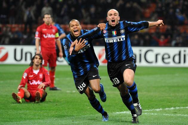 Inter Mailand (blau) - FC Twente Enschede (rot): Torjubel Esteban Cambiasso (R)  o0 Jubel, Freude