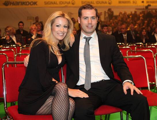 Samstag 19.12.2009, 1. Bundesliga Saison 09 10 - BVB Borussia Dortmund, Geburtstagsshow in der Dortmunder Westfalen Halle zum 100. Geburtstag des BVB, Lars Ricken mit Freundin Andrea Kaiser (Sat 1 Moderatorin) DeFodi018 Frau Spielerfrau