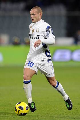 AC Florenz ACF Fiorentina (lila) vs. Inter Mailand (weiß) --- Wesley Sneijder