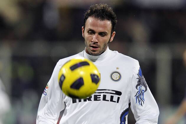 AC Florenz ACF Fiorentina (lila) vs. Inter Mailand (weiß) --- Giampaolo Pazzini
