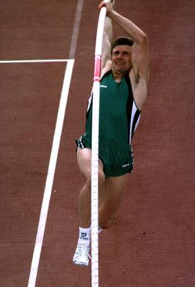 ATHLETICS - Serhiy Bubka (UKR) POLE VAULT. BARCELONA OLYMPICS, 7 8 92.  o0 Leichtathletik Stabhochsprung