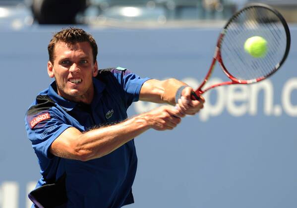 Tobias Kamke of Germany returns the ball during the first round match of men singles at the 2011 US Open Tennis Championships in New York, the United States, August 29, 2011. (Xinhua Shen Hong)(wll) US-NEW YORK-TENNIS-US OPEN-DAY 