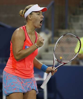 US Open 2011, USTA Billie Jean King National Tennis Center, Flushing Meadows, New York,ITF Grand Slam Tennis Tournament,Angelique Kerber (GER) macht die faust und jubelt,Jubel,Emotion, Einzelbild,Halbkörper,Hochformat