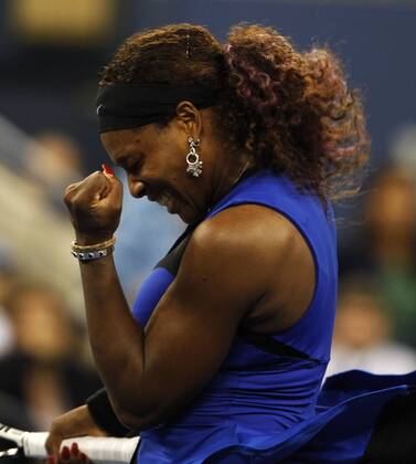 US Open 2011, USTA Billie Jean King National Tennis Center, Flushing Meadows, New York,ITF Grand Slam Tennis Tournament,Serena Williams(USA) jubelt nach ihrem Sieg,Jubel,Emotion, Einzelbild,Halbkörper,Hochformat