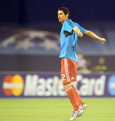 FUSSBALL - CL, Zagreb vs Madrid ZAGREB, ,14.SEP.11 - FUSSBALL - UEFA Champions League, Gruppenphase, Dinamo Zagreb vs Real Madrid. Bild zeigt Angel Di Maria (Madrid) beim Aufwärmen.
