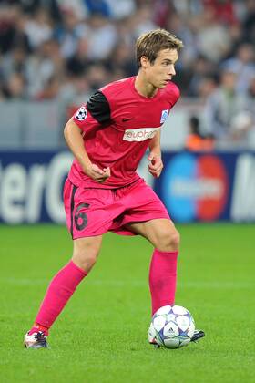 Fußball Champions League Bayer Leverkusen - KRC Genk am 28.09.2011 in der BayArena in Leverkusen David Hubert ( Genk )