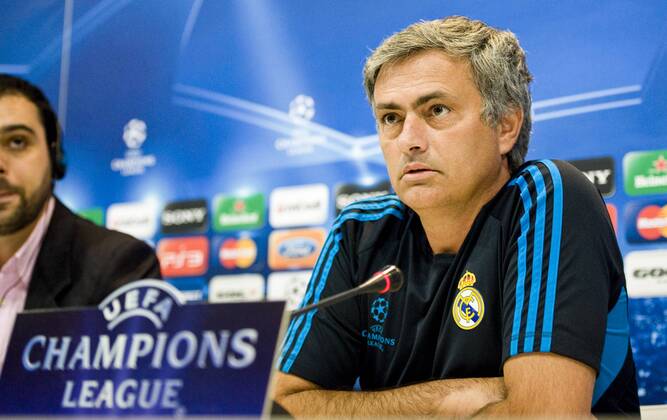 Real Madrid - Olympique Lyonnais ( Lyon ) UEFA CHAMPIONS LEAGUE 2011-2012 Group D - matchday 3 Jose Mourinho, coach of Real Madrid C.F., speaking to the press in Valdebebas before the match