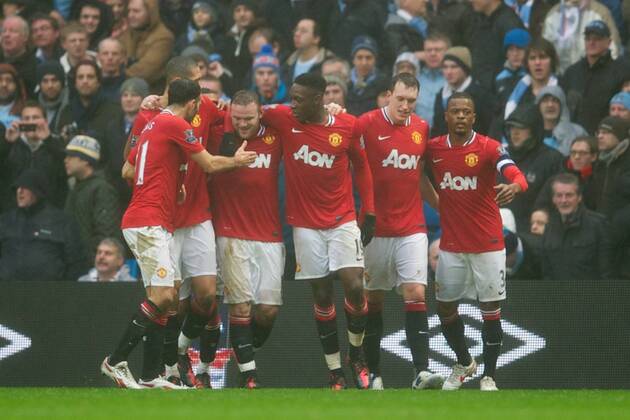 Manchester United s Wayne Rooney celebrates scoring the third goal against Manchester City during the FA Cup 3rd Round match at the City of Manchester Stadium. xHOCHxZWEIx xPropagandax