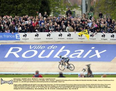 Tom BOONEN - Omega Pharma - Quickstep CYCLISME : Paris Roubaix - 08 04 2012 PhotoNews Panoramic 