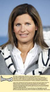 Katrin MUELLER-HOHENSTEIN, Müller-Hohenstein, Moderatorin, ZDF, Vorstellung der Moderatoren von ARD und ZDF für die Fussball-EM 2012 in Polen und der Ukraine, Hamburg 24.04. 2012. Â