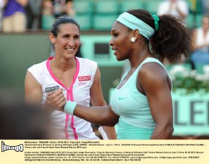 Virginie Razzano (France) vs Serena Williams (USA) TENNIS : Roland Garros - Jour 3 - Paris - 29 05 2012 Bouyer Tennismag Panoramic 