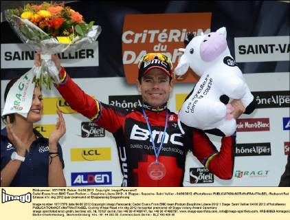 Cadel Evans from BMC Team Podium -- Dauphine Libere 2012 - 1. Etappe - Seyssins- Saint Vallier - 04 06 2012 xPhotoNewsx