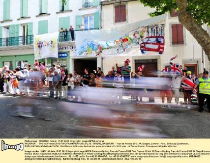 RADSPORT - Tour de France 2012 FOIX,FRANKREICH,15.JUL.12 - DIVERS, RADSPORT - Tour de France 2012, 14. Etappe, Limoux - Foix. Bild zeigt Zuschauer. 
