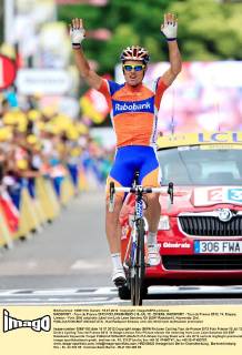 RADSPORT - Tour de France 2012 FOIX,FRANKREICH,15.JUL.12 - DIVERS, RADSPORT - Tour de France 2012, 14. Etappe, Limoux - Foix. Bild zeigt den Jubel von Luis Leon Sanchez Gil (ESP Rabobank). Keywords: Ziel.