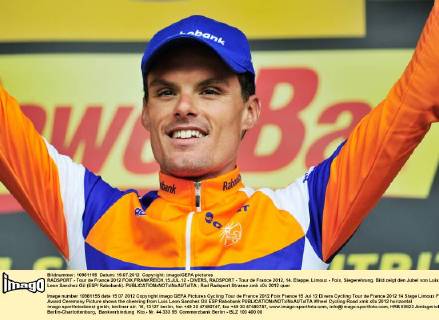 RADSPORT - Tour de France 2012 FOIX,FRANKREICH,15.JUL.12 - DIVERS, RADSPORT - Tour de France 2012, 14. Etappe, Limoux - Foix, Siegerehrung. Bild zeigt den Jubel von Luis Leon Sanchez Gil (ESP Rabobank).