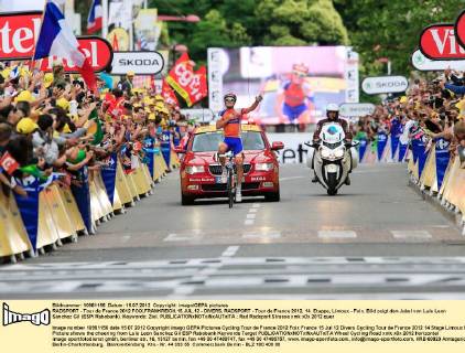 RADSPORT - Tour de France 2012 FOIX,FRANKREICH,15.JUL.12 - DIVERS, RADSPORT - Tour de France 2012, 14. Etappe, Limoux - Foix. Bild zeigt den Jubel von Luis Leon Sanchez Gil (ESP Rabobank). Keywords: Ziel.