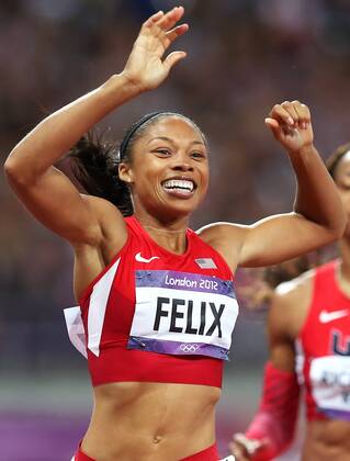 OLYMPIA - Olympische Spiele 2012 LONDON,ENGLAND,08.AUG.12 - DIVERS, OLYMPIA, LEICHTATHLETIK, LAUFSPORT - Olympische Sommerspiele in London 2012, 200m, Damen. Bild zeigt den Jubel von Allyson Felix (USA).