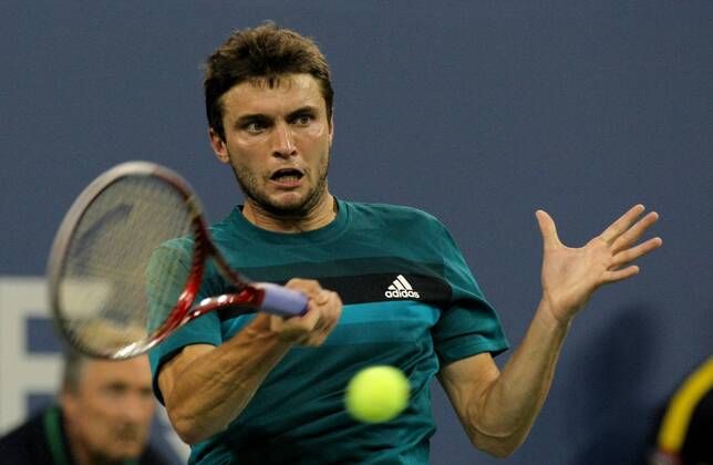 Gilles Simon, France, in the second set of third-round action at the 2012 U.S. Open held at the National Tennis Center on September 1, 2012.  NYP20120901341