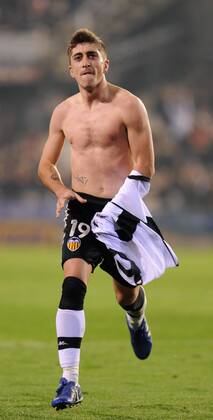 16.01.2011, Primera Division, FC Valencia - Deportivo La Coruna (L-R) Pablo Hernandez - Valencia CF Nur fuer redaktionelle Verwendung, kein Model- oder Eigentum-Release vorhanden.
