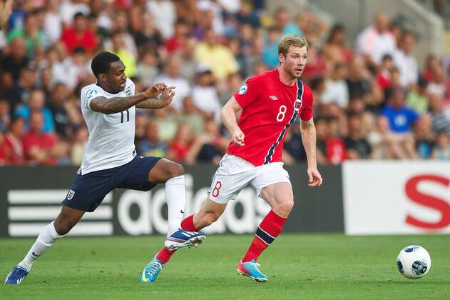 (L-R) Danny Rose of England U21, Jo Inge Berget of Norway U21 during the UEFA U21 Championship match between England U21 and Norway U21 on June 8, 2013 at the Ha Moshava stadium in Petah Tikva, Israel England U21 v Norway U21 UEFA EURO U21 2012 2013 xVIxxIVx 1598587