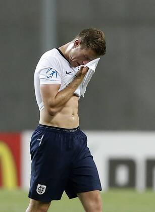 England s Jordan Henderson looks on dejected at the final whistle - England U21 vs Norway U21 - UEFA U21 Championship 2013 - Ha Moshava Stadium - Petah Tikva - Israel - 08 06 2013 - Pic David Klein Sportimage EDITORIAL USE ONLY. No use with unauthorised audio, video, data, fixture lists, club league logos or live services. Online in-match use limited to 120 images, no video emulation. No use in betting, games or single club league player publications.