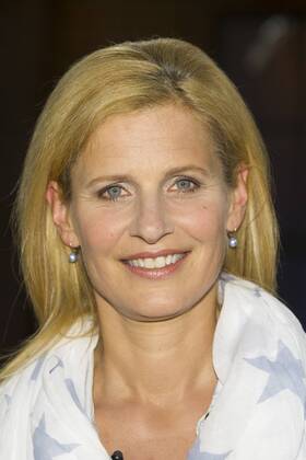 Katrin MÜLLER-HOHENSTEIN, Müller-Hohenstein, Moderatorin, Portraet, Porträt, Portrait, angeschnittenes Einzelbild, Einzelmotiv, zu Gast in der Sendung Kölner Treff im WDR Fernsehen, 14.06.2013. Â