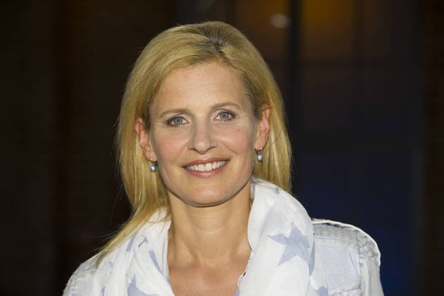 Katrin MÜLLER-HOHENSTEIN, Müller-Hohenstein, Moderatorin, Portraet, Porträt, Portrait, angeschnittenes Einzelbild, Einzelmotiv, zu Gast in der Sendung Kölner Treff im WDR Fernsehen, 14.06.2013. Â