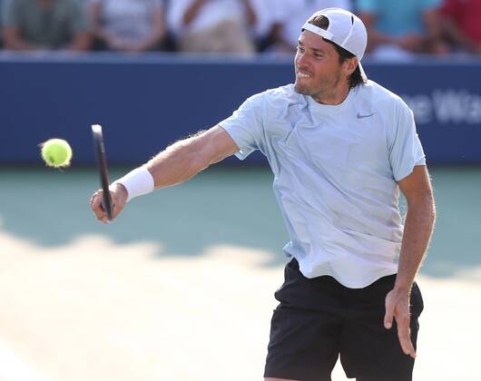 US Open 2013, USTA Billie Jean King National Tennis Center, Flushing Meadows, New York, ITF Grand Slam Tennis Tournament . Tommy Haas (GER), Aktion,Einzelbild, Halbkoerper,Querformat