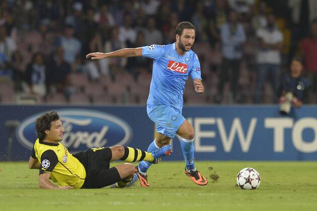 Mats Hummels Borussia, Gonzalo Higuain Napoli Napoli SSC Napoli - Borussia Dortmund andreaxstaccioli