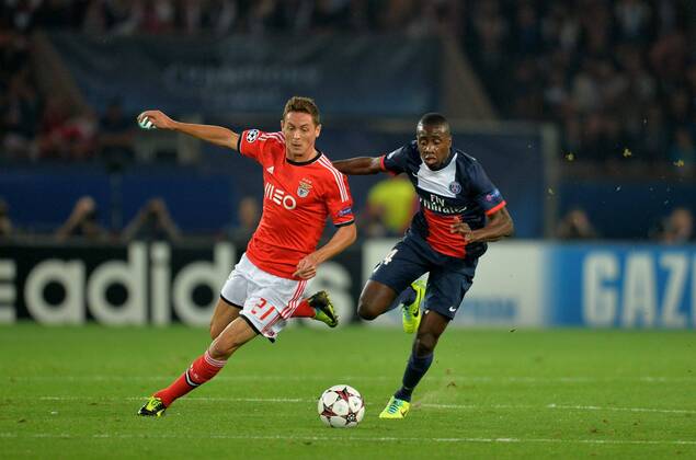 Nemanja Matic (ben) - Blaise Matuidi (psg) FOOTBALL : FC Paris Saint Germain vs Benfica Lisbon - UEFA Champions League - 02 10 2013 AnthonyBIBARD FEP Panoramic 