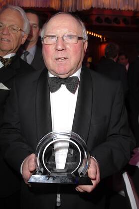 Uwe Seeler beim Sportpresseball 2013 in der Alten Oper. Frankfurt M., 02.11.2013 Foto:xS.xSchrapsx xFuturexImage