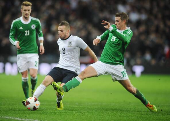Football - 2013 International Friendly - England vs. Germany Tom Cleverley - England Lars Bender - Germany at Wembley. COLORSPORT ANDREW COWIE