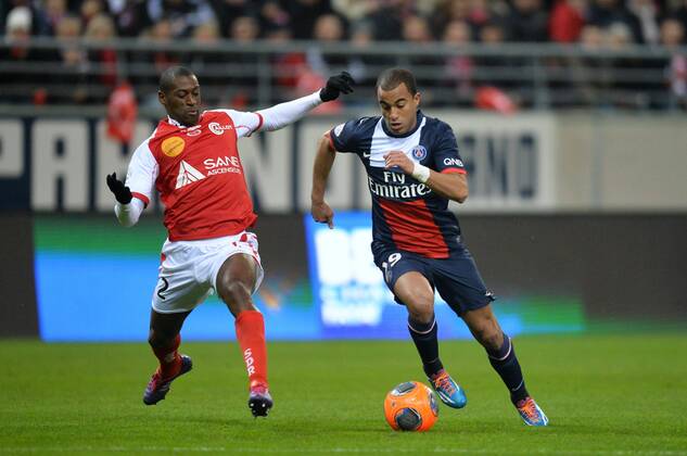 Lucas (psg) - Mohamed Fofana (rei) FOOTBALL : Stade Reims vs Paris Saint Germain PSG - Ligue 1 - 23 11 2013 AnthonyBIBARD FEP Panoramic 