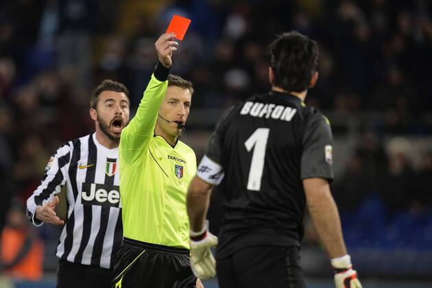 Gianluigi Buffon Juventus Gianluigi Buffon sent off Roma 25-01-2014 Stadio Olimpico - Football Calcio Serie A 2013 2014 Lazio Roma - Juventus Turin Foto AndreaxStaccioli Insidefoto andreaxstaccioli