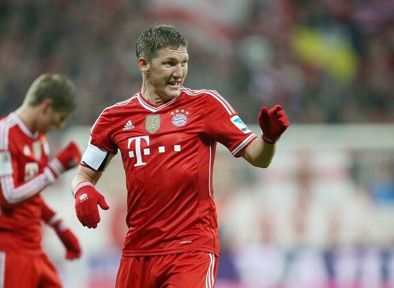 Bastian Schweinsteiger (Bayern) . FC Bayern München-FC Schalke04 . München, GER, 01.03.2014 , 23. Spieltag, Fussball-Bundesliga 2013-2014 .
