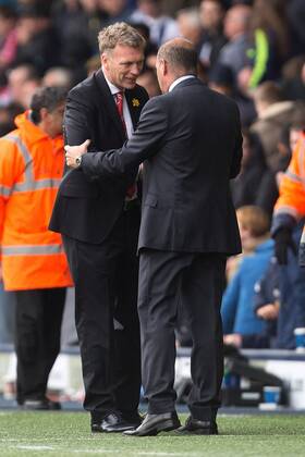 David Moyes, manager of Manchester United shakes hands with West Brom s manager, Pepe Mel at full time - Barclays Premier League - West Bromwich Albion vs. Manchester United - The Hawthorns - Birmingham - England - 8th March 2014 - Picture Philip Oldham Sportimage EDITORIAL USE ONLY. No use with unauthorised audio, video, data, fixture lists, club league logos or live services. Online in-match use limited to 120 images, no video emulation. No use in betting, games or single club league player publications.