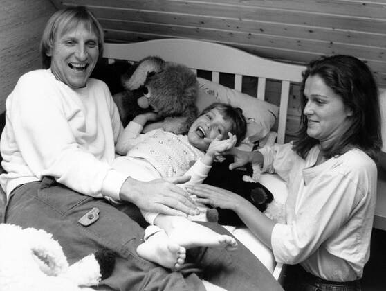 Wolfgang Kleff (Fortuna Düsseldorf) mit seiner Frau Claudia und seinem Sohn Sebastian