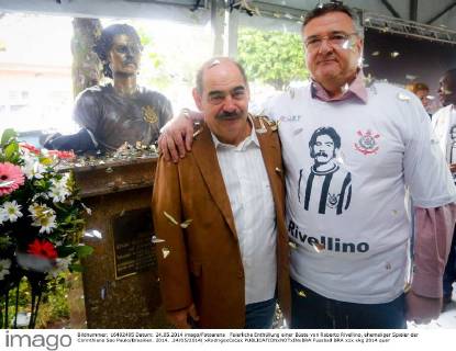 Feierliche Enthüllung einer Büste von Roberto Rivellino, ehemaliger Spieler der Corinthians Sao Paulo Brasilien. 2014. .24 05 2014( xRodrigoxCocax