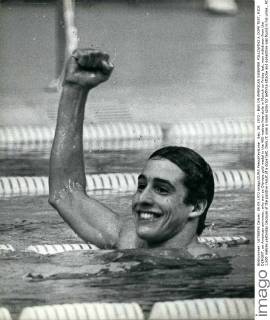 Sep. 09, 1972 - BAN ON AMERICAN SWIEMER FOLLOWING A DOPE TEST, RICK DEMONT, an American swimmer, who won an Olympic gold medal in the 400-metres free-style in Munich on Friday last, wan withdrawn from the 1,500 metres yesterday because of the positive result of a dope test. Dem,nt uses a nasal spray for aethma attacke and ephedrine was found in his urine., ACKNOWLEDGING THE CHEERS when he watt the gold medal in the 400-metres free-style swim last Friday.  - ZUMAk09