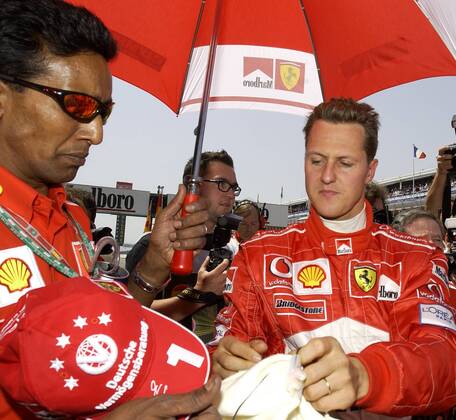 SINGH B. Physiotherapeut von Michael Schumacher Scuderia Ferrari Marlboro F1 Team . Grand Prix von Spanien in Barcelona 2003. Motorsport Formel 1 Portrait. Copyright