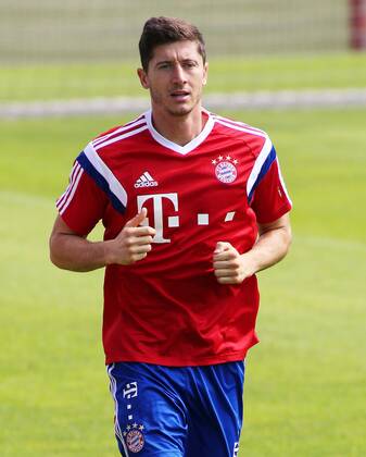 17.07.2014,FC Bayern Training, Säbenerstrasse, München, Fussball,Sport,im Robert Lewandowski joggt , EP_prz