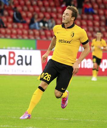 30.07.2014 Zürich Fussball Herren Champions League-Qualifikation Saison 2014 2015 Stadion Letzigrund Grasshopper Club Zürich - OSC Lille Bild zeigt 26 Nolan Roux (Lille) Einzelbild Freisteller Aktion Foto