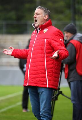 VfB Stuttgart II 03.05.2014, Fussball, 3.Liga, VfB Stuttgart II - SSV Jahn 2000 Regensburg (1:1): Jürgen Kramny (Trainer VfB Stuttgart II).