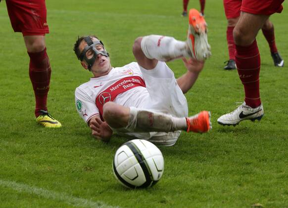 VfB Stuttgart II 03.05.2014, Fussball, 3.Liga, VfB Stuttgart II - SSV Jahn 2000 Regensburg (1:1): Tobias Rathgeb (VfB Stuttgart II).