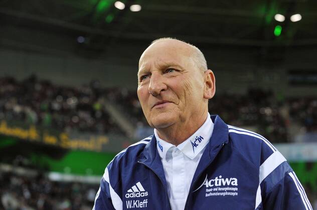 Borussia Mönchengladbach vs. Bayern München --- Fussball --- 1.Bundesliga --- 26.10.2014 Wolfgang Kleff, Freude, Mimik, Einzelbild, halbe Figur