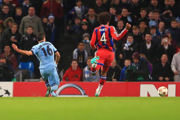 Sergio Kun Aguero of Manchester City scores to equalise at 2-2 - Manchester City vs. Bayern Munich - UEFA Champion s League - Etihad Stadium - Manchester - 25 11 2014 Pic Philip Oldham Sportimage EDITORIAL USE ONLY. No use with unauthorised audio, video, data, fixture lists, club league logos or live services. Online in-match use limited to 120 images, no video emulation. No use in betting, games or single club league player publications.