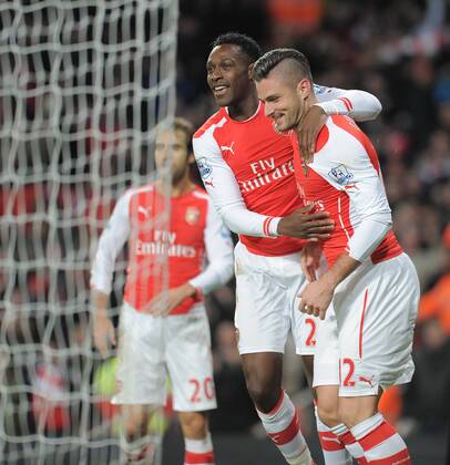 Aktuell Fußball, England, Premier League, FC Arsenal - Newcastle United Arsenal v Newcastle 13.12.2014. Pic Darren Jack. Olivier Giroud and Danny Welbeck (Arsenal) celebrate goal 1-0 Â