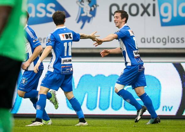 - GENT, BELGIUM: Gent s Brecht Dejaegere (R) celebrates after scoring during the Jupiler Pro League match between KAA Gent and Standard de Liege in Gent, Sunday 21 December 2014, on day 20 of the Belgian soccer championship. VIRGINIExLEFOUR x04526419x
