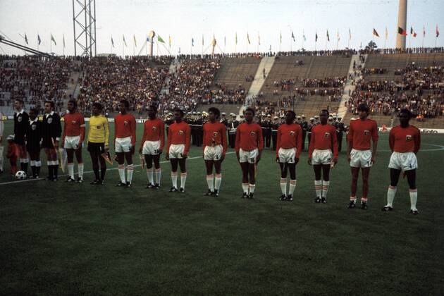 Mannschaftsvorstellung Haiti, v.li.: Wilner Nazaire, Torwart Henry Francillon, Arsene Auguste, Emmanuel Sanon, Eddy Antoine, Pierre Bayonne, Guy Francois, Jean Claude Desir, Roger Saint Vil, Philippe Vorbe, Fritz Andre